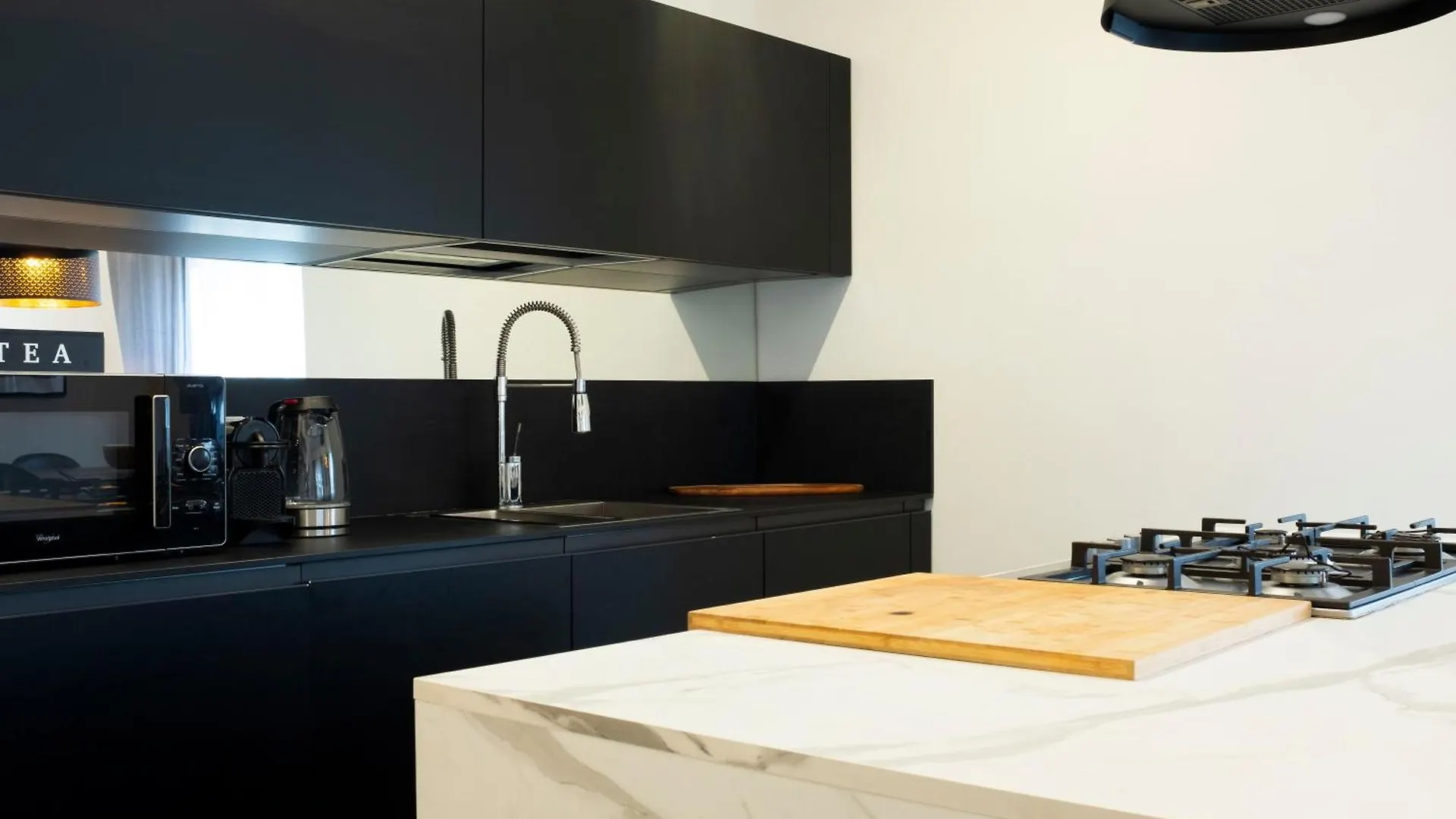Apartment From Ostia Beach To Rome & Airport In A Heartbeat!